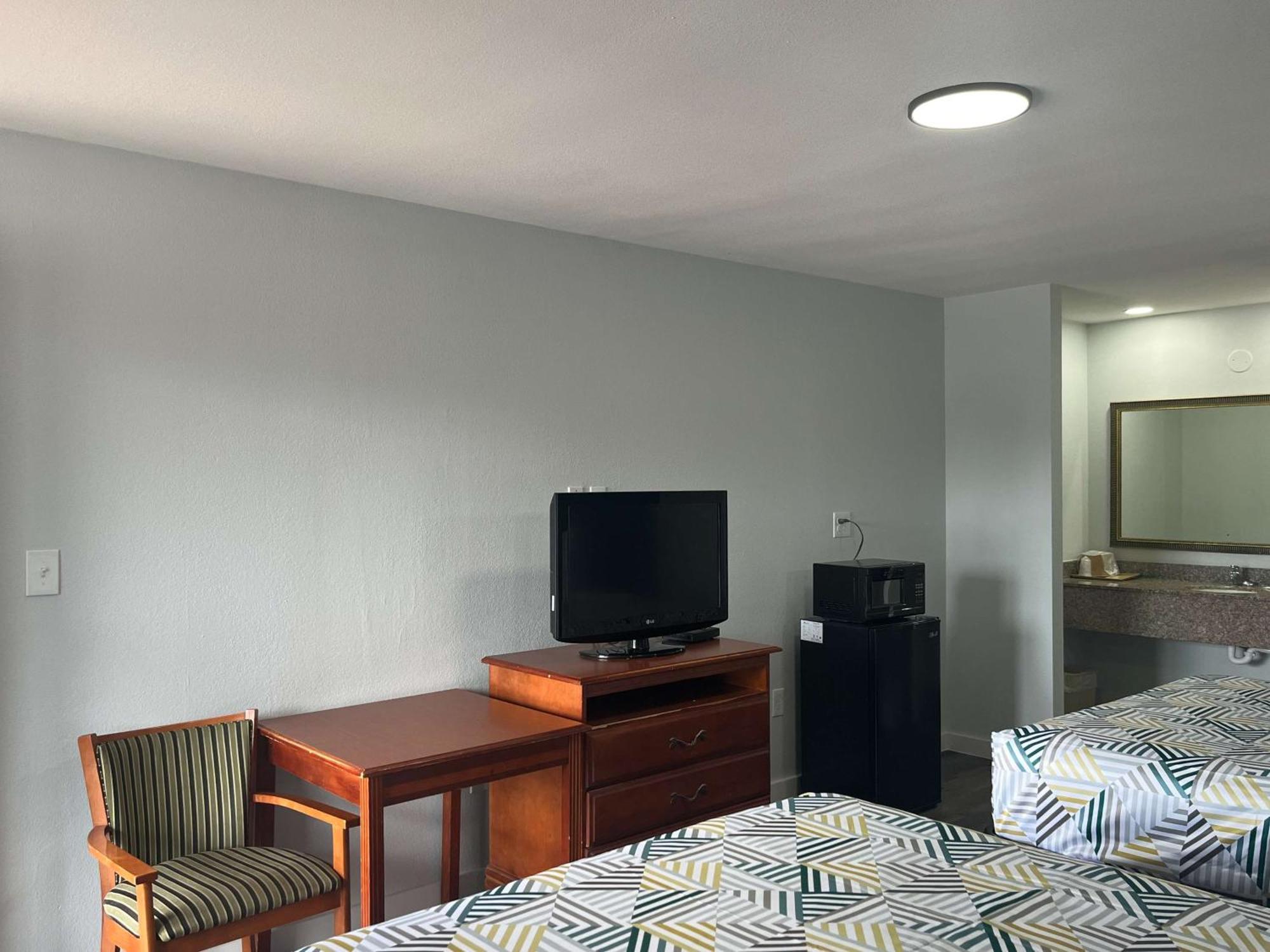 Motel 6 Greenwood, Ms Экстерьер фото