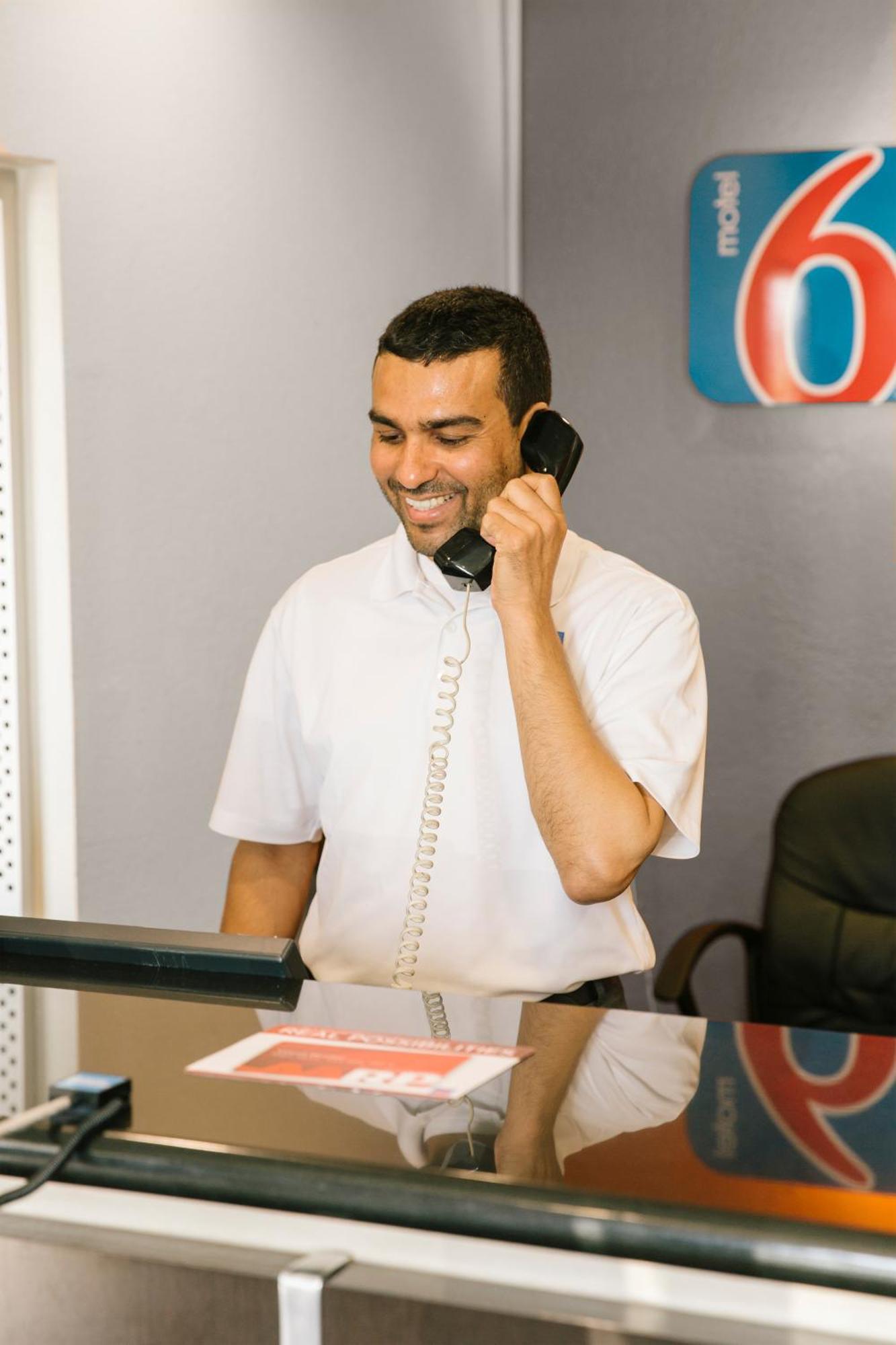Motel 6 Greenwood, Ms Экстерьер фото